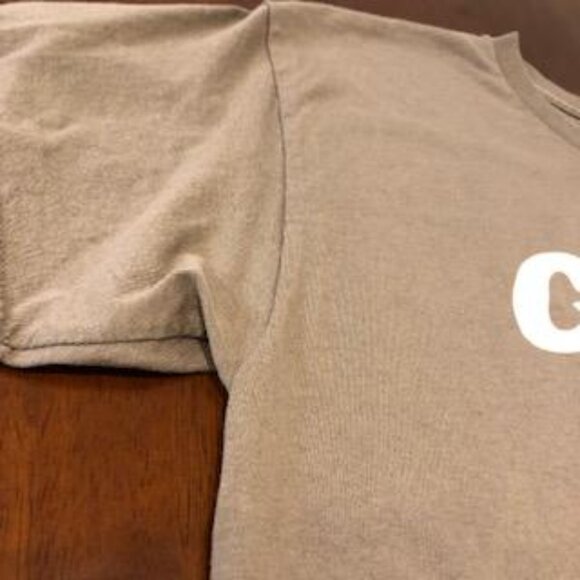 Cozy Vibes Cat in Chair Graphic Unisex T-Shirt Size L. - Picture 12 of 16